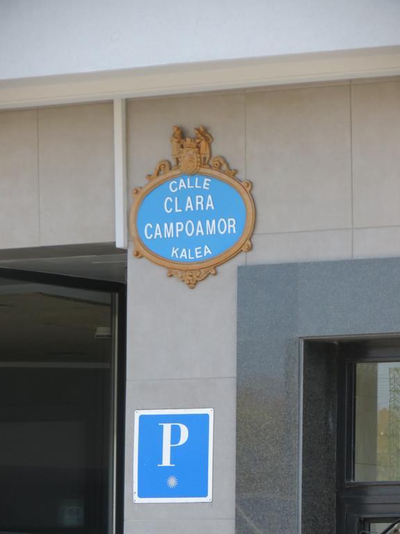 Pension Don Claudio Bilbao Exterior photo