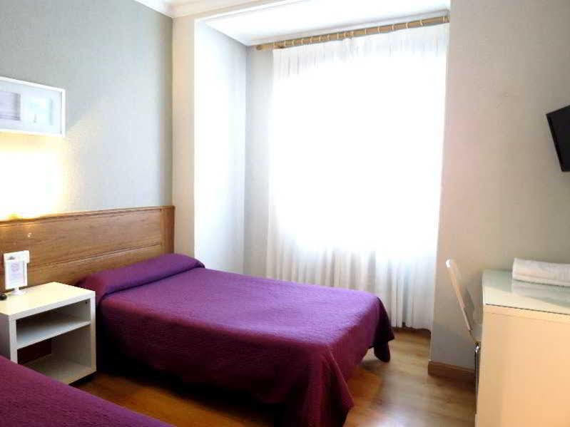 Pension Don Claudio Bilbao Exterior photo
